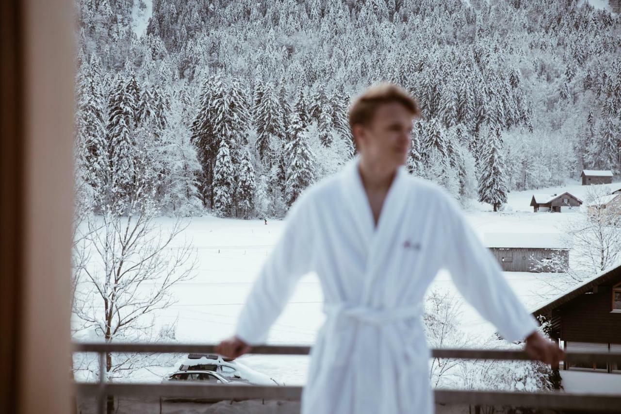 Hotel Hubertus Mellau Gmbh Екстериор снимка